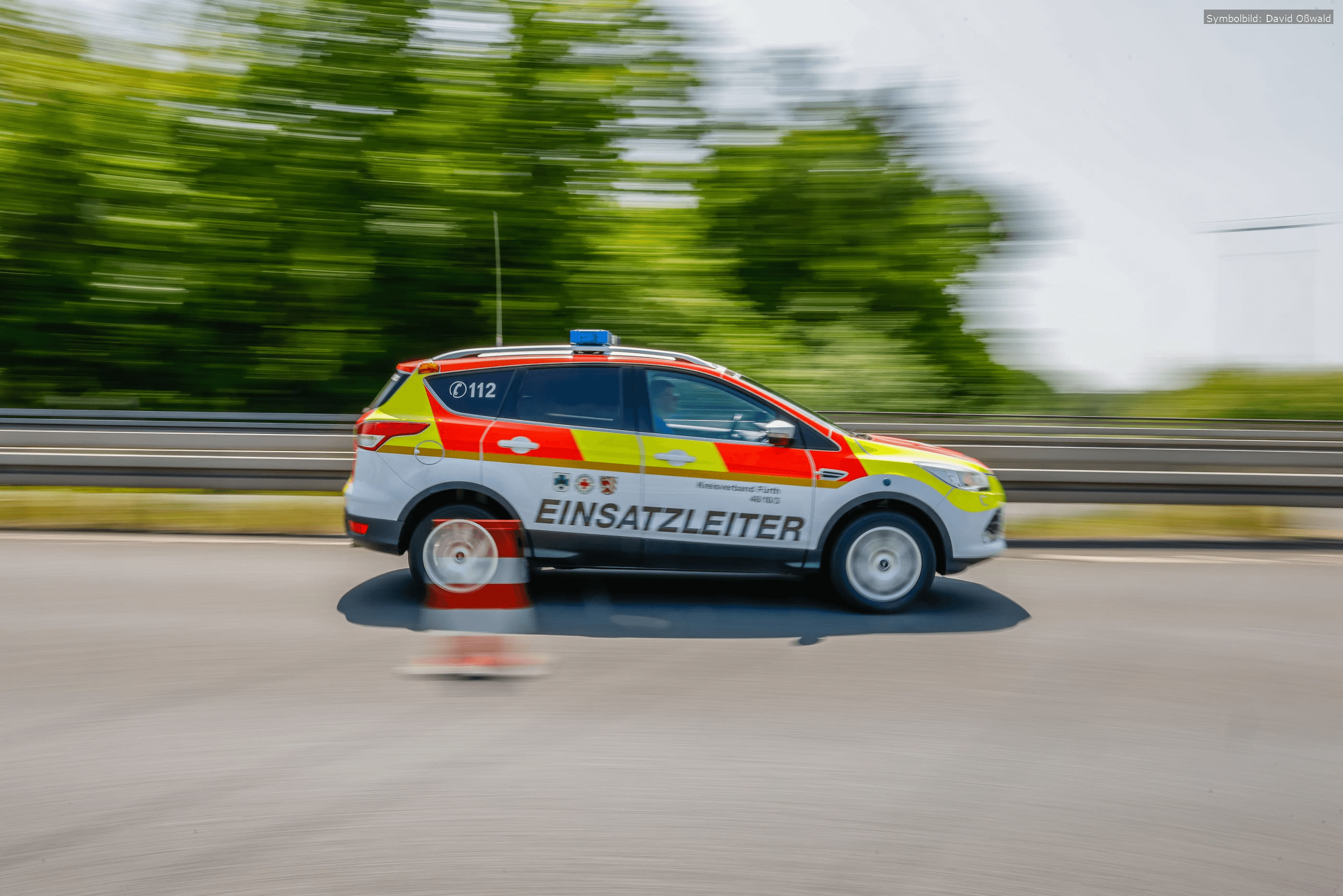 Ein 44-jähriger Monteur kam bei einem tragischen Betriebsunfall in Fürth-Ronhof ums Leben.