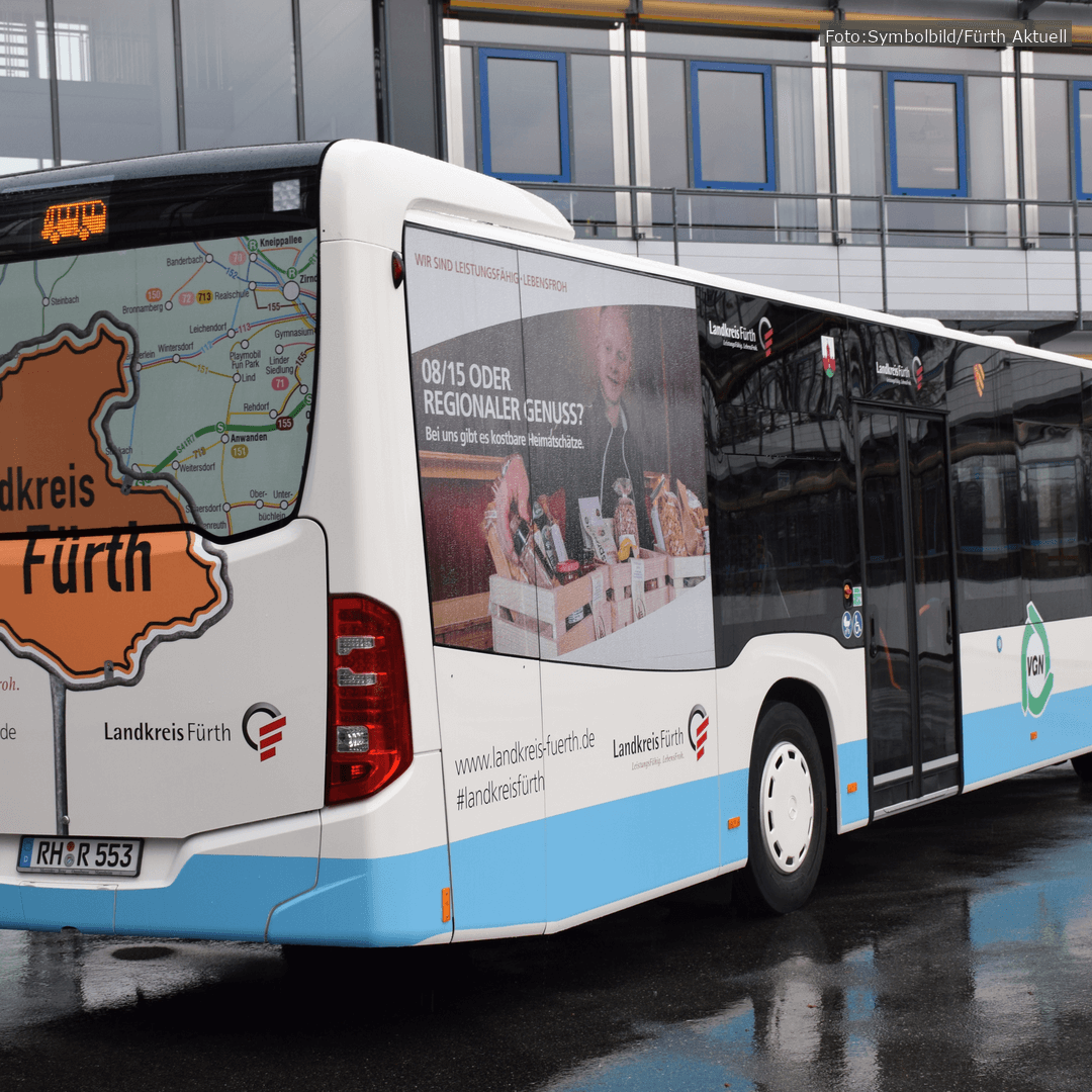 Baustellenbedingter Ausfall der Haltestellen "Zollner Str." und "Veit-Stoß-Str." in Langenzenn – Ersatzhaltestellen während der Sperrung nutzen.