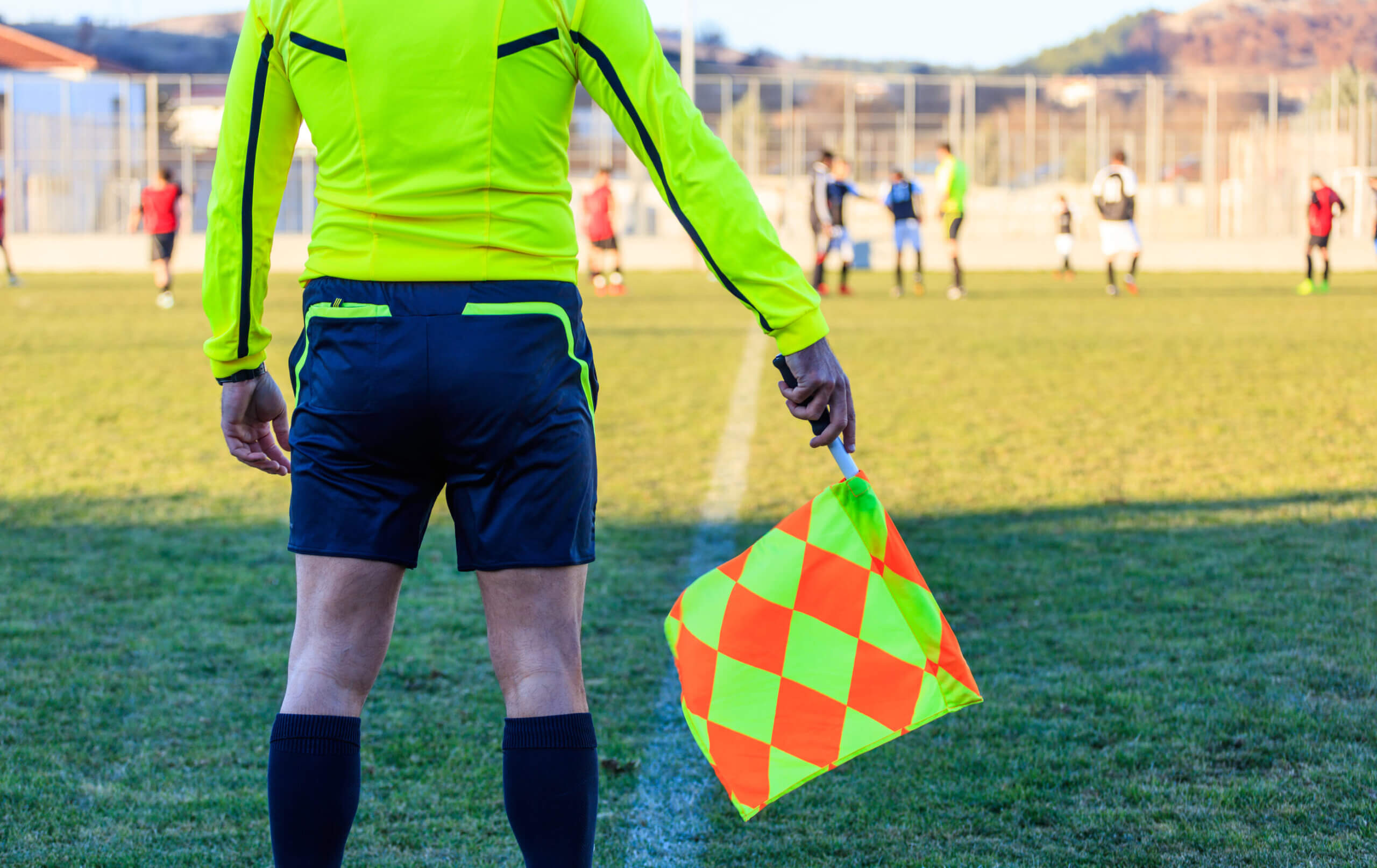 Spielabbruch in der Kreisliga: Das Urteil zur Neuansetzung sorgt für Diskussionen – Schiedsrichtergruppe Zirndorf zieht Konsequenzen.